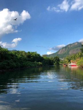 Paraíso na Ilha da Gigóia